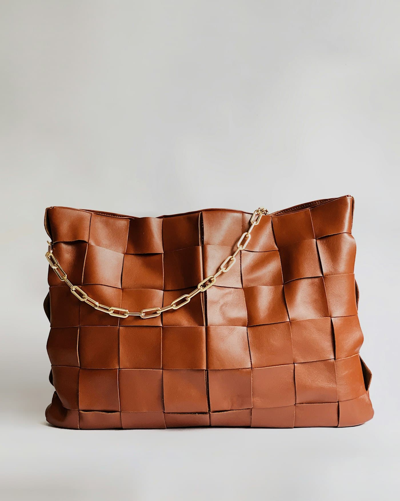 Solstice Tote — product photography